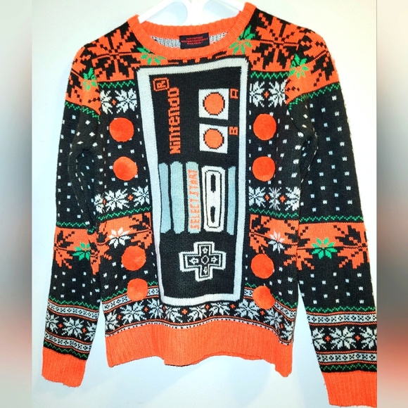 Nintendo "Keep It Classic" Ugly Christmas Sweater Long Sleeved Crew Neck NES - Picture 1 of 6